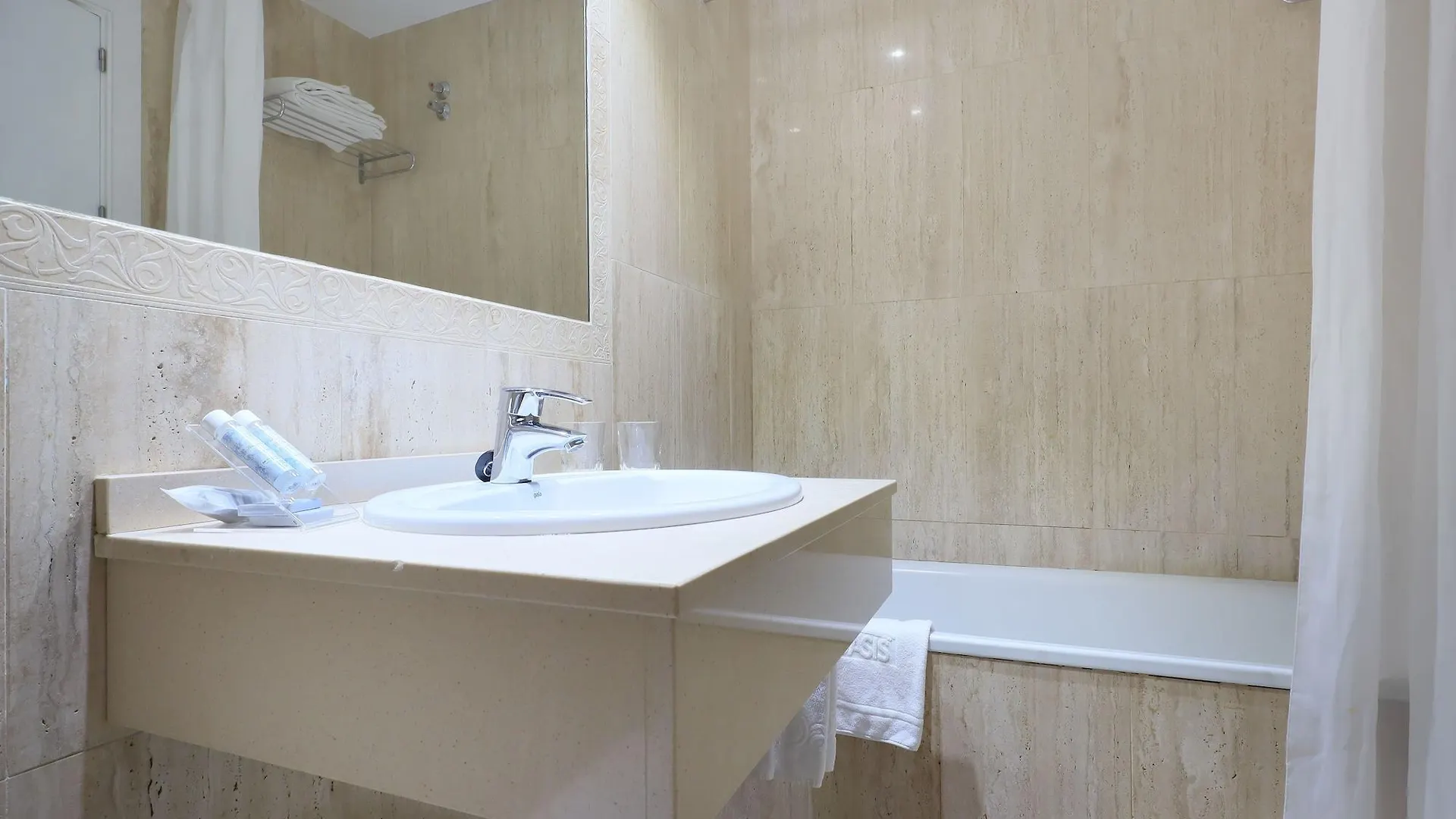 Hotel Oasis Córdoba